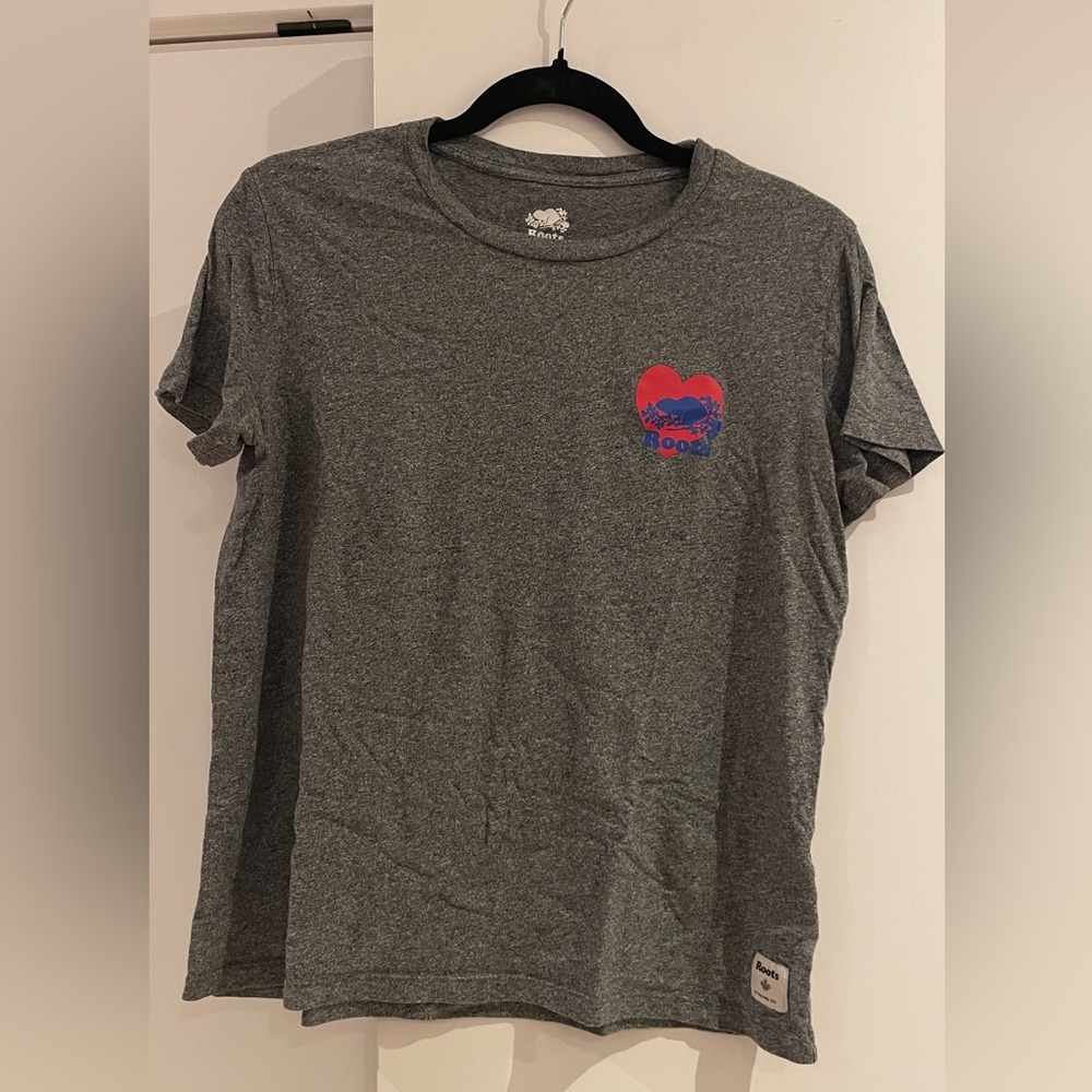 Roots Pride t